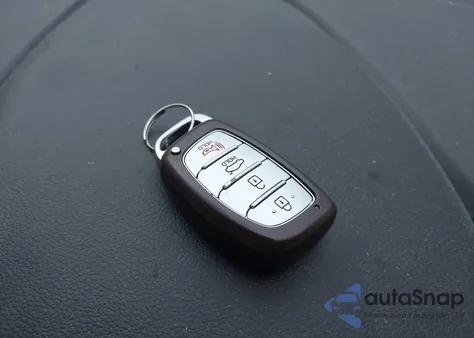 2018 Hyundai Elantra Value Edition из США, поврежденный, VIN 5NPD84LF1JH377457